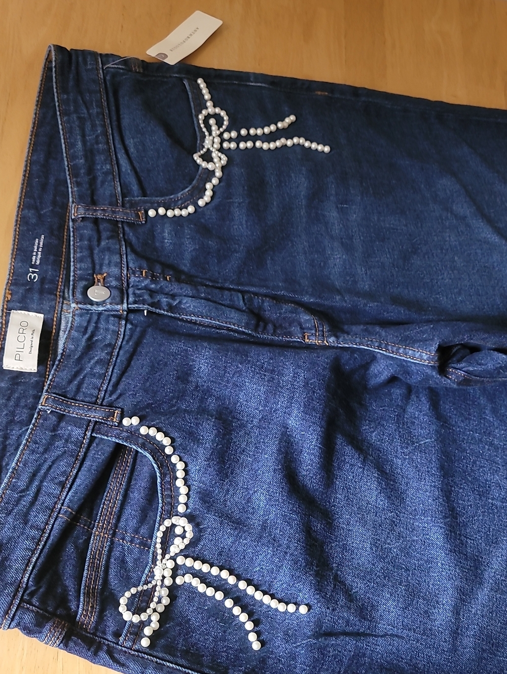 Pilcro Anthropologie Pearl-Embellished Low-Rise Wide-Leg Jeans - Picture 4 of 12